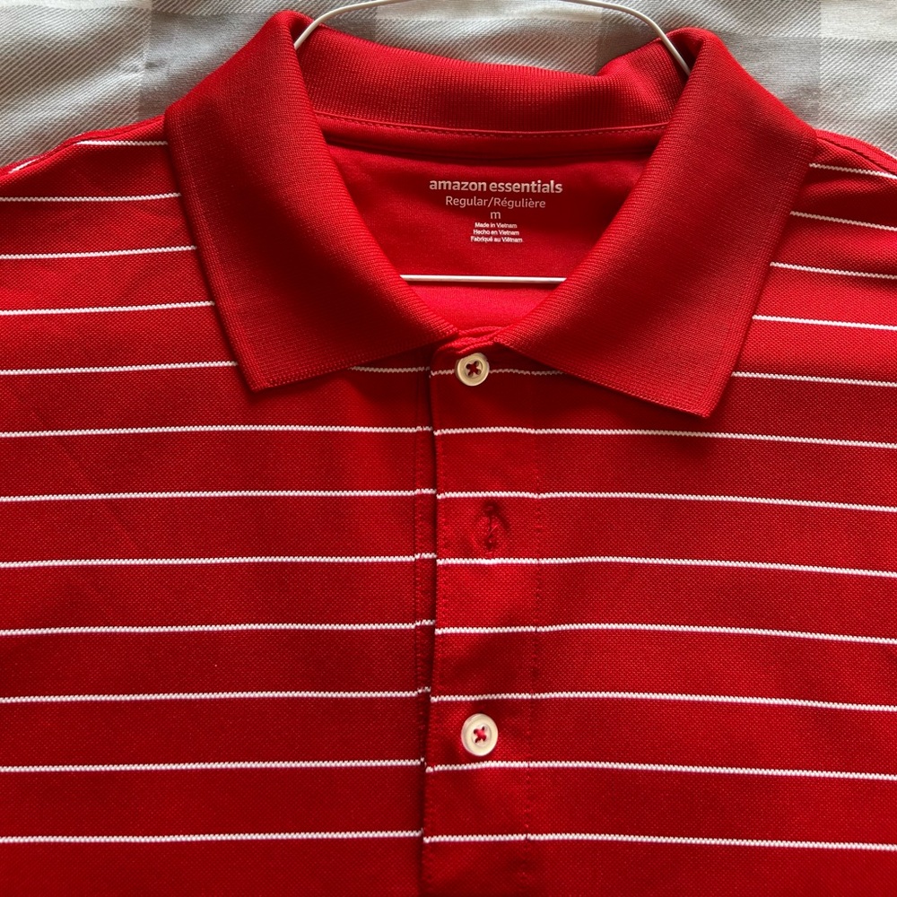 Amazon Essentials Men’s Short Sleeve Golf Polo Medium Red with White Stripes